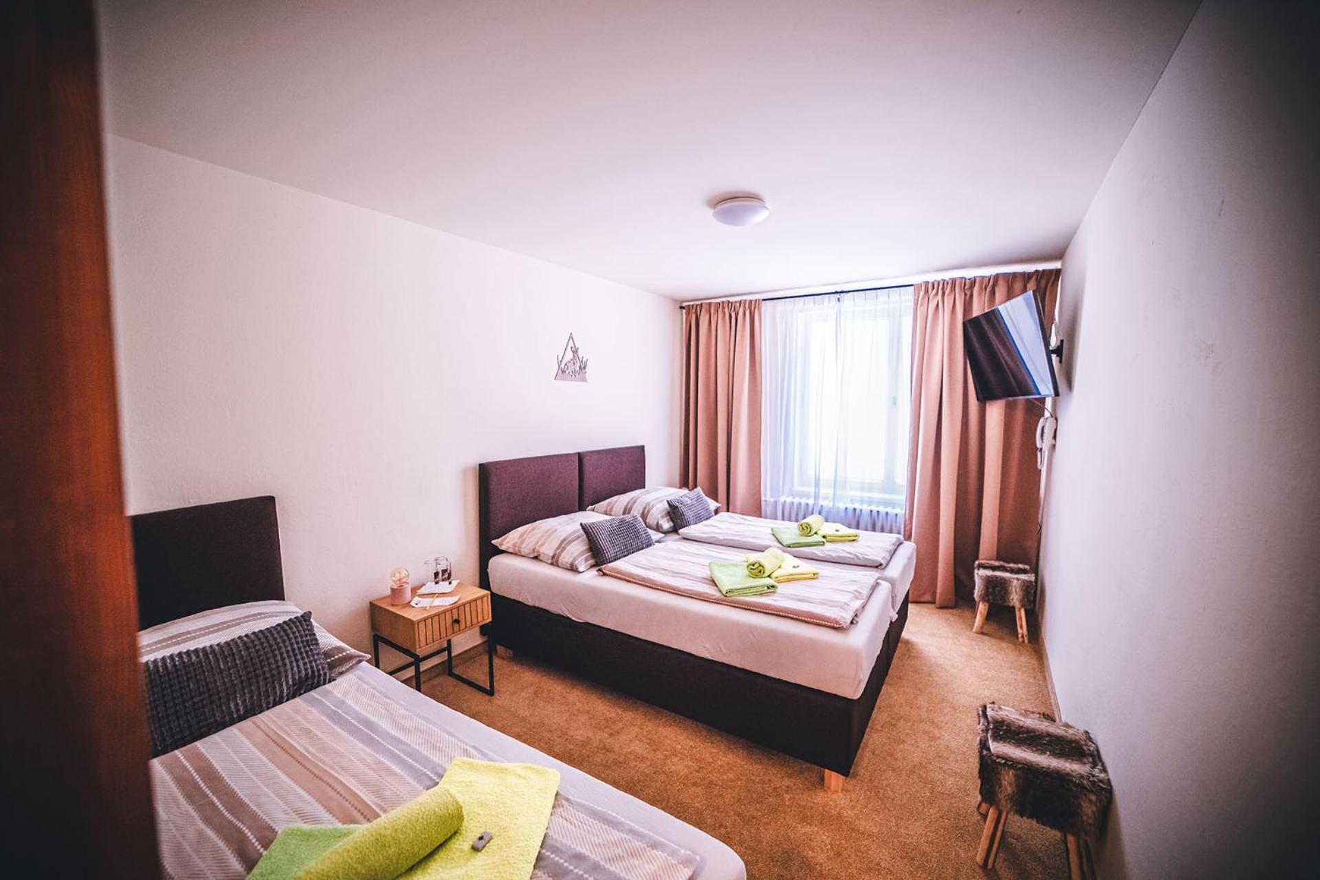 Wellness & Spa Hotel Certov Extérieur photo